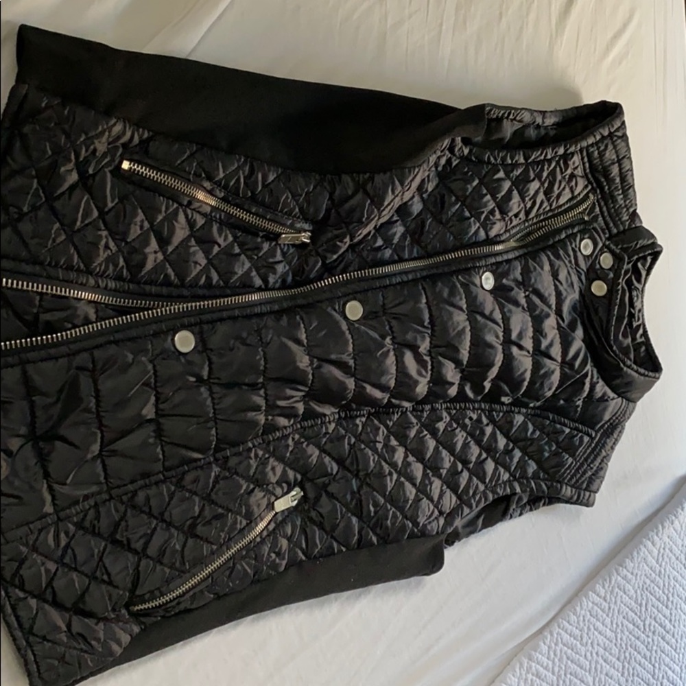 Men puff vest